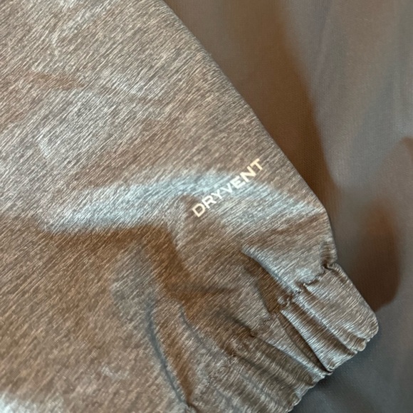 The North Face Men's Charcoal Raincoat - Picture 7 of 7